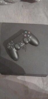 Predám PlayStation 4