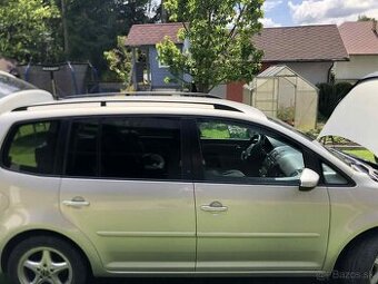Predam volkswagen touran 1.6 77kw 2011