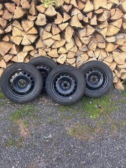 Zimná sada 205/55 R16 Barum POLARIS 5