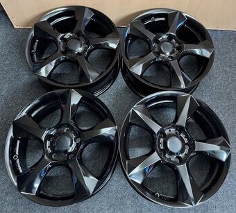 5x120 R17 RCD Germany ET 35 čierne lesklé