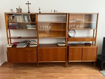 Nábytková retro stena