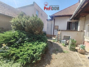 PREDAJ 3 + 2 izbový rodinný dom v obci Veľká Maňa. - 1