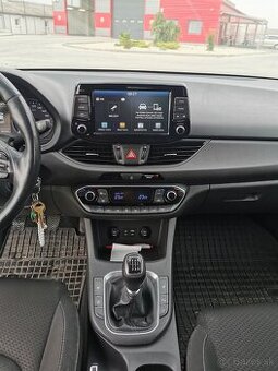 Hyundai i30 kombi famíly