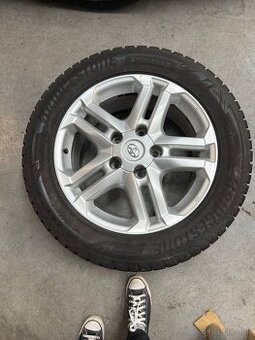 Toyota Land Cruiser 200 20” kolies
