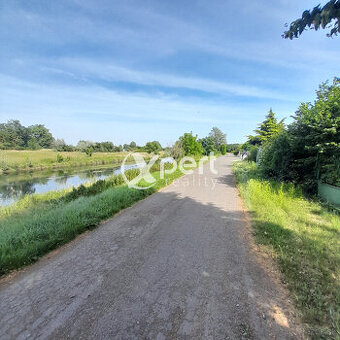 Predaj pekný pozemok 650m2 v Šamoríne časť Čilistov