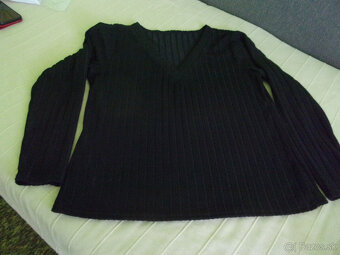 Dámsky čierny pulover XXL