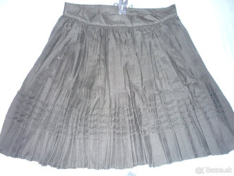 Ženský kroj - skladaná sukňa - 1