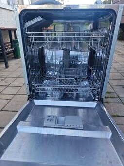 Vstavaná umývačka riadu Amica