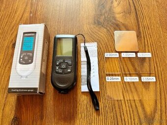 Merač hrúbky laku - lakomer - lakomerka