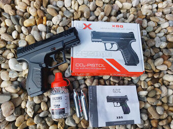 Pištoľ CO2 UX XBG, kal. 4,5mm BB+1500kus strelivo +co2