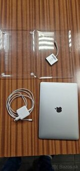 MacBook Air 13" M1 (2020), 8 G  256 GB