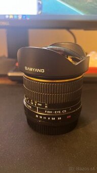 Samyang 8mm f/3.5 Fish-eye CS – Canon bajonet