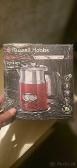 Rýchlovarná kanvica Russell Hobbs