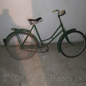 Stary retro bicykel - 1