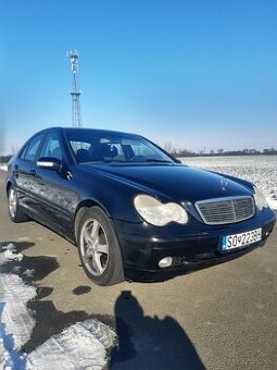 Mercedes-Benz W203 C200