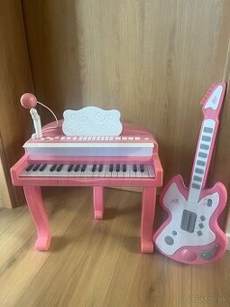 Klavír a gitara