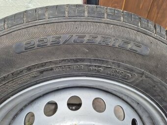 Iveco rezerva