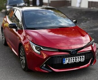 Predam Toyota Corolla - hatchback - hybrid