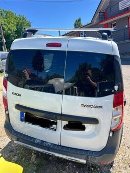 Dacia dokker po nehode - 1