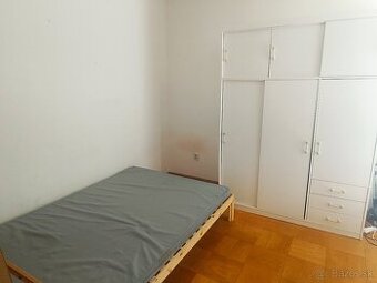 Prenajmeme1 izbový byt Nešporova