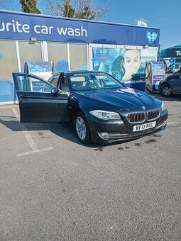ANGLICKE BMW 520D ROCNIK 2013