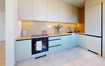 Priestranný byt 3+1, 70m2, kompletne zrekonštruovaný, Podbre