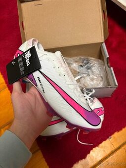 Kopačky Nike ZOOM Vapor