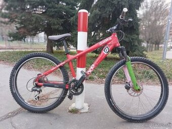 Dirt 2x Scott yz3,Trek 4300, kgb heckler. Merida Matts pro,D