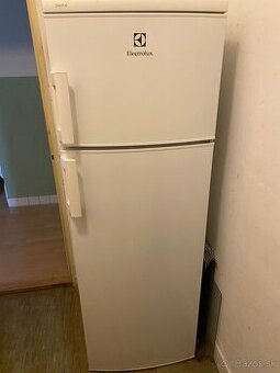 Chladnička Electrolux