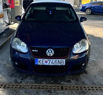 Predam volkswagen golf 5 2.0tdi 103kw automat