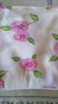 Predám deky,RETRO oblečenie,kabelky,obrusy,návliečky na vank