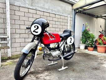 Jawa Mustang 50 – úprava na závodný štýl, 3-kvalt