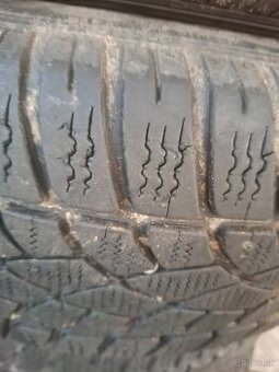 Zimne pneu 215x60 C