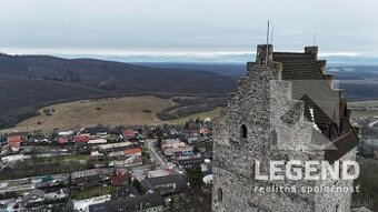 Rodinný dom Podhradie, jedinečná lokalita pri hrade, pozemok