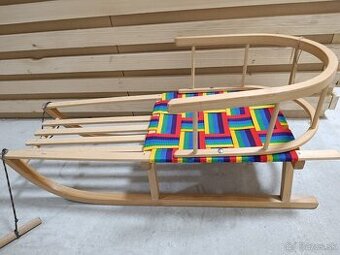 Predám drevené sanky