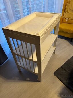 Prebaľovací pult Gulliver (IKEA) s podložkou