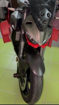 Ducati Streetfighter V2 2023 (153 koní 112 kW)