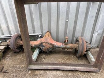 Zadná náprava Avia