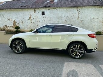 Predám BMW X6 E71 40D