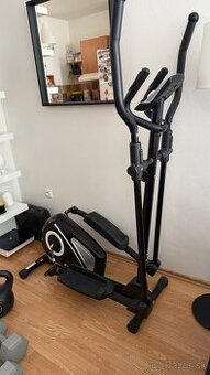 Elipticky trenažér + fitnes výbava