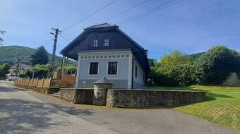 Ponúkame na predaj štýlový vidiecky dom v Košariskách