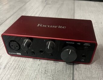 Zvuková karta - Focusrite Scarlett Solo 3rd generation