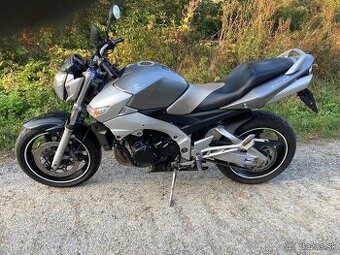 Predám Suzuki GSR 600