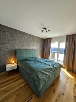 Prenájom 3 izb. bytu v rez. Tabáň - Nitra centrum