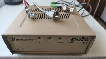 Predám pulznú nabíjačku  12V /15A