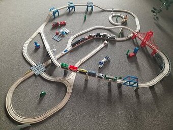 dreveny vlacik, drevena zeleznica, detska zeleznicka