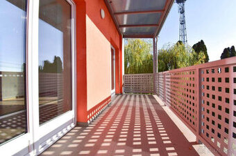 2NP 203 Slnečný 3-izbový byt s balkónom – tiché býva