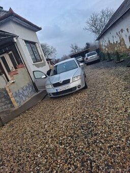 Predam skoda octavia