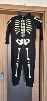 Overal KOSTLIVCA (aj na HALLOWEEN), veľ.110-116