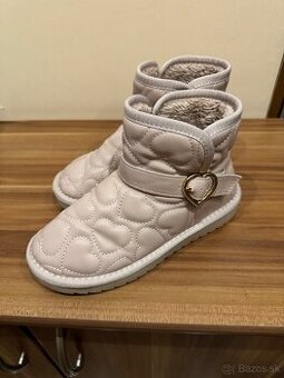 Dievčenské členkové čižmy